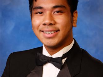 INDEPENDENCE HIGH SCHOOL SENIOR GRADUATE