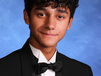 INDEPENDENCE HIGH SCHOOL SENIOR GRADUATE