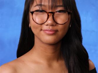 INDEPENDENCE HIGH SCHOOL SENIOR GRADUATE