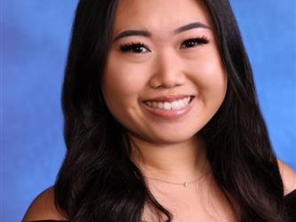 INDEPENDENCE HIGH SCHOOL SENIOR GRADUATE