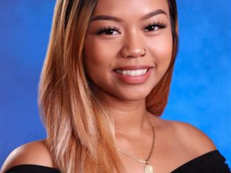 INDEPENDENCE HIGH SCHOOL SENIOR GRADUATE