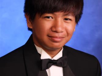 INDEPENDENCE HIGH SCHOOL SENIOR GRADUATE