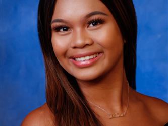 INDEPENDENCE HIGH SCHOOL SENIOR GRADUATE