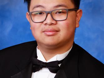 INDEPENDENCE HIGH SCHOOL SENIOR GRADUATE