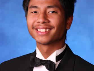INDEPENDENCE HIGH SCHOOL SENIOR GRADUATE