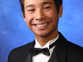 INDEPENDENCE HIGH SCHOOL SENIOR GRADUATE
