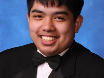 INDEPENDENCE HIGH SCHOOL SENIOR GRADUATE